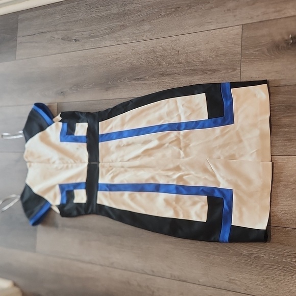 Jax Casual Dress - Picture 6 of 7